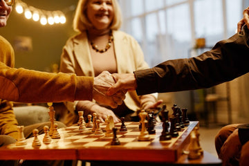 Friendly-Chess-Match-1024x683 (1)