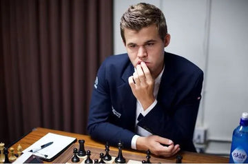 The 2015 Sinquefield Cup Commemorative Edition Series Chess Pieces - 3.8