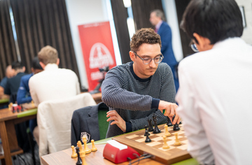 The 2026 Saint Louis Rapid & Blitz Official Series Chess Pieces - DGT-Enabled