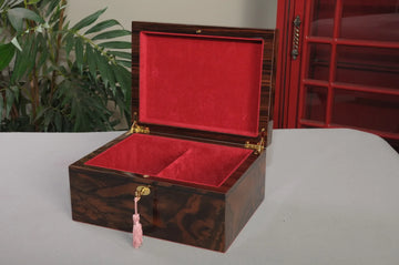 Signature Premium Chess Box - Walnut Burl