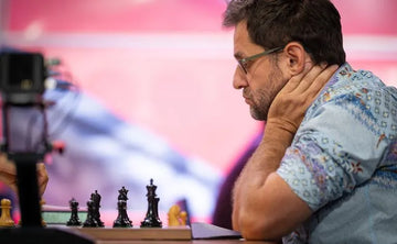 The 2025 Saint Louis Rapid & Blitz DGT Commemorative Series Chess Pieces