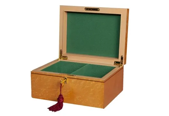 Premium Chess Box - Bird's Eye Maple