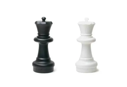 Garden Giant Plastic Chess Pieces - QUEEN